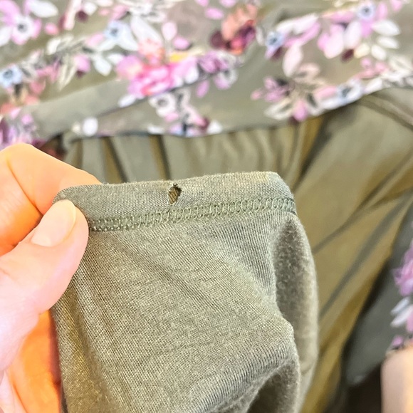 White House Black Market Handkerchief Floral Olive Velvet trim Dress Sz 10 - Picture 14 of 15